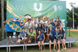 Imagem: Premiação da delegação da UFC nos JUBs Beach Games (Foto: CBDU)