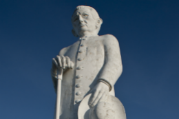 Imagem: Estátua do Padre Cícero, um dos ícones da Região do Cariri, onde estão localizados campi da Ufca (Foto: Jr. Panela)