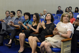 Imagem: Plateia de doutores em Arquitetura aplaudiu o encerramento do Dinter (Foto: Jr. Panela)