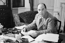 Imagem: Romancista, poeta e teólogo, C.S. Lewis destacou-se com o livro infanto-juvenil "Crônicas de Nárnia" (Foto: Divulgação)