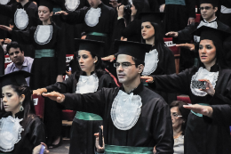 Imagem: Solenidade aconteceu na auditório da FEAAC, na última sexta-feira, 6 de junho (Foto: Ribamar Neto)