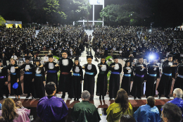 Imagem: Concludentes de todos os cursos prestaram juramento (Foto: Ribamar Neto)