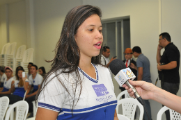 Imagem: A estudante de ensino médio Sannya Cavalcante pretende cursar uma graduação no Campus da UFC em Crateús (Foto: Arlindo Barreto)