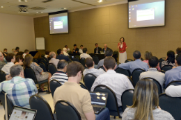 Imagem: Profª Cátia Emiliana Paes, Diretora de Pessoal da Universidade Federal de Itajubá (Foto: Jr. Panela)