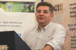 Imagem: Prof. Souza Filho, do Departamento de Engenharia Hidráulica e Ambiental da UFC (Foto: Divulgação) 