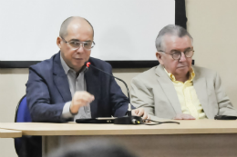 Imagem: Reitor Jesualdo Farias ao lado do Vice-Reitor Henry Campos