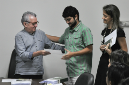 Imagem: A solenidade de posse aconteceu na sala de reuniões da Vice-Reitoria