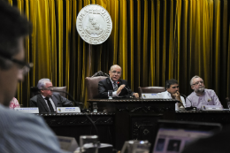 Imagem: Ao renunciar, Prof. Jesualdo Farias faz balanço dos sete anos de mandato à frente da UFC