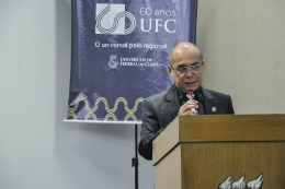 Imagem: "Ao despedir-me, transmito o agradecimento aos colegas docentes e técnico-administrativos e aos estudantes", afirma o Prof. Jesualdo (Foto: Ribamar Neto)