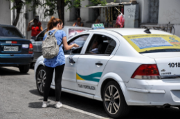 Imagem: A "multa moral" tem o objetivo de sensibilizar sobre a reserva de vagas para pessoas com deficiência (Foto: Rafael Cavalcante)