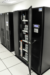 Imagem: Datacenter na sala cofre da UFC (Foto: Ribamar Neto)