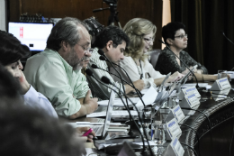 Imagem: Integrantes do Conselho Universitário da UFC aprovaram as normas na tarde desta sexta-feira (Foto: Ribamar Neto)