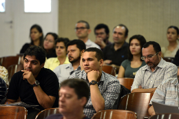 Imagem: Seminário de Ambientação Institucional aos Novos Servidores da UFC realizado em dezembro de 2015 (Foto: Jr. Panela)