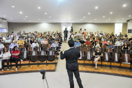 Imagem: Estão sendo convocados para o seminário 131 servidores dos campi da UFC em Fortaleza e 51 do Interior (Foto: Ribamar Neto/UFC)