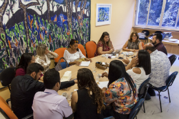 Imagem: Professores do Labomar e comitiva da Prefeitura de Beberibe em mesa de reunião