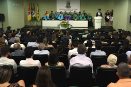 Imagem: A solenidade de colação de grau dos 17 concludentes de Medicina da UFC em Sobral ocorreu em 2 de junho (Foto: Anne Araújo/Campus da UFC-Sobral)