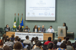 Imagem: Evento ocorreu no Auditório Ícaro Moreira, do Centro de Ciências (Foto: Viktor Braga/UFC)