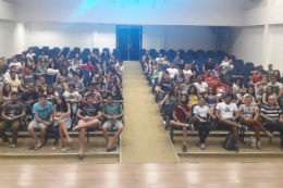 Imagem: Foto dos estudantes do PACCE em treinamento