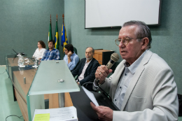 Imagem: Reitor Henry Campos: "Não há momento melhor do que este para nós mostrarmos tudo o que é produzido por nossos estudantes e pesquisadores." (Foto: Viktor Braga/UFC)