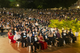 Imagem: A Concha Acústica ficou lotada na segunda noite do ciclo de colações de grau  (Foto: Arlindo Barreto)