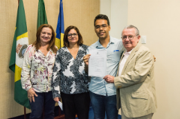 Imagem: Servidores empossados ouviram apresentação do Reitor e participaram de um seminário de ambientação (Foto: Jr. Panela/UFC)