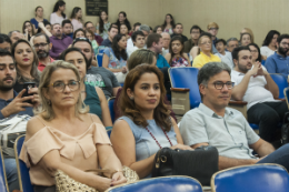 Imagem: Os novos servidores participarão, nesta terça (31) e quarta-feira (1º), do Seminário de Ambientação (Foto: Viktor Braga/UFC)