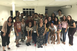 Imagem: Foto dos estudantes que participarem do evento