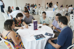 Imagem: Grupos se reúnem para discutir áreas estratégicas para o Estado