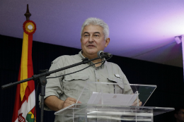 Imagem: Ministro Marcos Pontes: rememorar o centenário do eclipse significa "o reconhecimento da importância da ciência, da tecnologia e da educação para o desenvolvimento de um país" (Foto: Ribamar Neto/UFC)