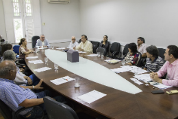 Imagem: Na ocasião, estiveram presentes 6 dos 10 conselheiros que permanecerão no mandato pelos próximos dois anos (Foto: Ribamar Neto/UFC)