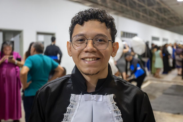 Imagem: formando posa para foto