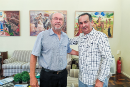 Foto posada do reitor da UFC Cândido Albuquerque e do deputado federal Jaziel Pereira