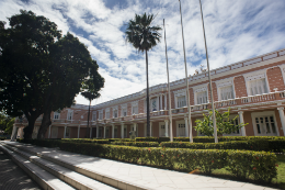 Imagem: A UFC está consolidada como a melhor universidade pública do Norte e Nordeste (Foto: Jr. Panela/UFC)