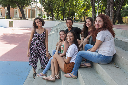 Imagem: Estudantes da UFC na Concha Acústica