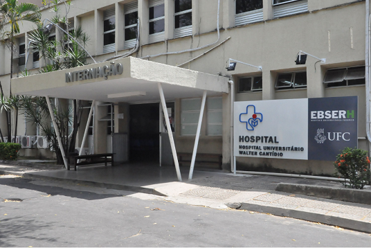 Imagem: Fachada do Hospital Universitário Walter Cantídio