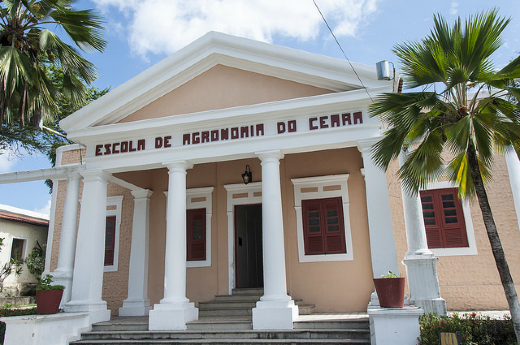 Foto de fachada da Faculdade de Agronomia