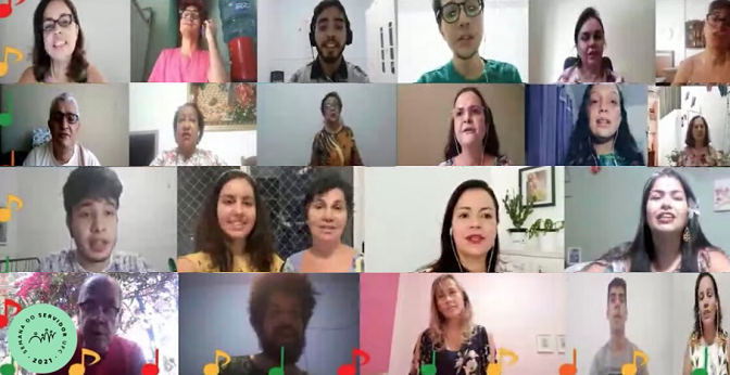 Imagem: mosaico com fotos de homens e mulheres de diversas idades cantando no coral do PAAP