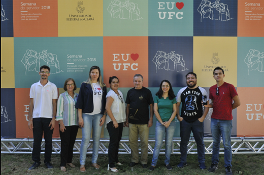 Imagem: Na foto, parte da atuante equipe que mantém o Memorial da UFC funcionando e servindo à comunidade (Foto: Acervo do Memorial)