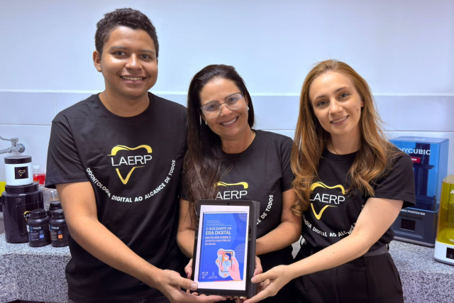 Imagem: Autores do e-book "O SUS diante da era digital: um olhar sobre a odontologia pública no Brasil"