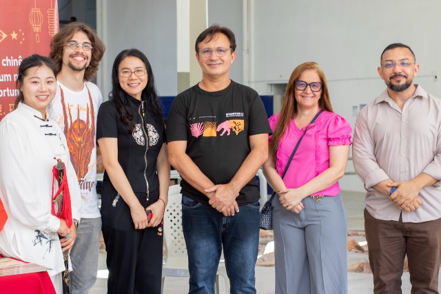 Os Encontros Universitários 2025 reuniram estudantes, gestores, docentes e técnico-administrativos para discutir o “Mundo em Transformação” (Foto: Álvaro Graça/ Secom-UFC) Imagem: Participantes reunidos nos Encontros Universitários 2025