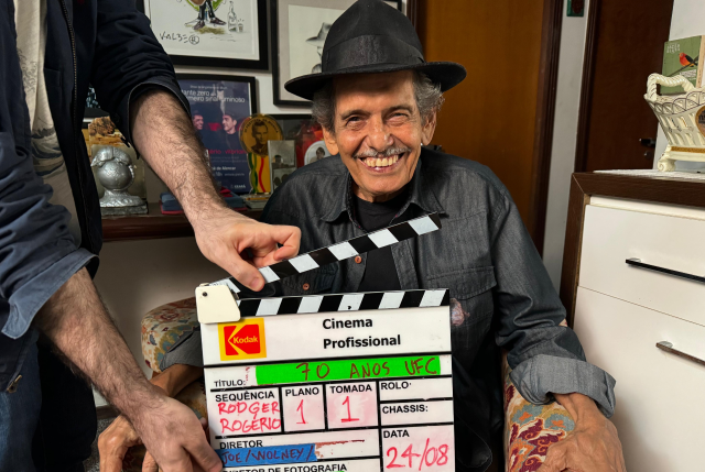 O cantor, compositor e ator Rodger Rogério é uma das mais de 40 personalidades que ajudam a contar a história da UFC (Foto: Wolney Oliveira) Imagem: O cantor, compositor e ator Rodger Rogério é uma das mais de 40 personalidades que ajudam a contar a história da UFC (Foto: Wolney Oliveira)