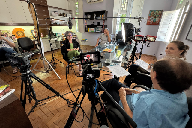 A vice-reitora da UFC, Diana Azevedo, também tem depoimento presente no filme (Foto: Wolney Oliveira) Imagem: A vice-reitora da UFC, Diana Azevedo, também tem depoimento presente no filme (Foto: Wolney Oliveira)