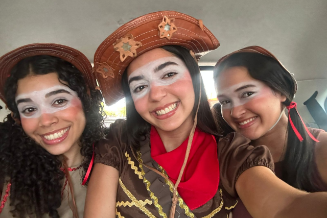 Imagem: Grupo teatral do Núcleo de Estudos e Pesquisas em Dor Orofacial